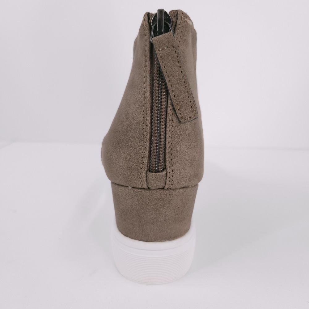 Journee Collection Seena Taupe Crossover Platform Wedge Shooties Womens Size 10 - Picture 12 of 16